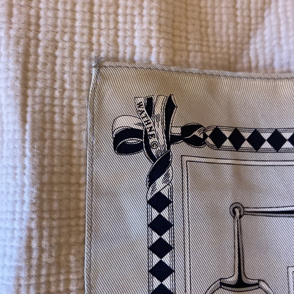 Wathne HORSES AND TACK EQUESTRIAN Silk Scarf BLUE AND GREY - Picture 3 of 4